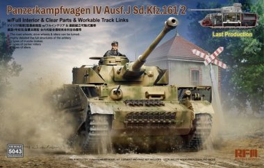 1/35 Pz.Kpfw.IV Ausf.J w/Interior, Clear Parts, Track Links