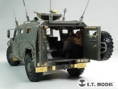 1/35 GAZ-233014 STS Tiger Interior Detail Up Set for Meng Model