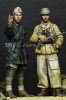 1/35 A Conversation in the Desert (2 Figures)