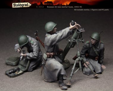 1/35 Russian 82mm Mortar Team, 1943-45 (include Mortar)