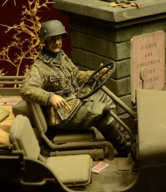 1/35 German Waffen SS Jeep Driver, Ardennes 1944