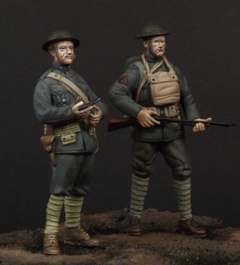 1/35 WWI USMC Officer & Soldier