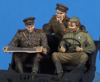 1/35 WWII Soviet Jeep Crews