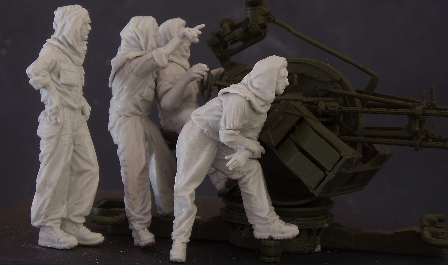 1/35 ZPU-4 Gun Crew, Mid-East/Africa - Click Image to Close