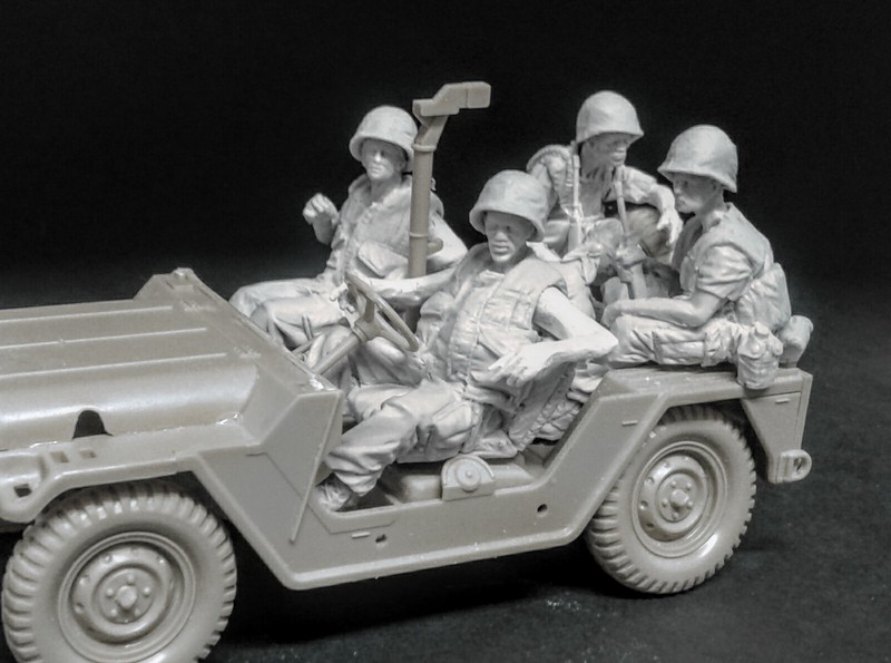 1/35 US Ford Mutt Crew, Veitnam War - Click Image to Close