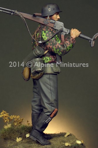 1/16 WWII German Infantry with PzB 39 - Click Image to Close