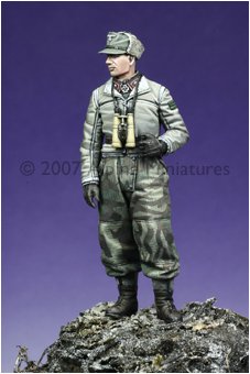 1/35 Winter Panzer Officer - Click Image to Close