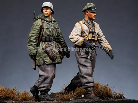 1/35 WWII German WSS Grenadier Set (2 Figures) - Click Image to Close