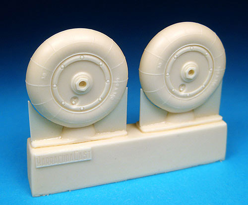 1/32 Bf109G-10, K-4 Main Wheels - Click Image to Close