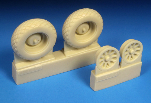 1/32 P-51 Mustang Diamond Tread Main Wheels - Click Image to Close