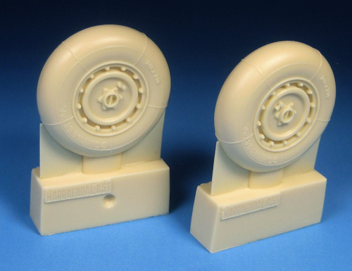 1/32 Ta152H Main Wheels - Click Image to Close