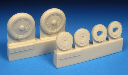 1/48 Bf109G Wheels - Ribbed Hub, Ribbed Tire - Click Image to Close