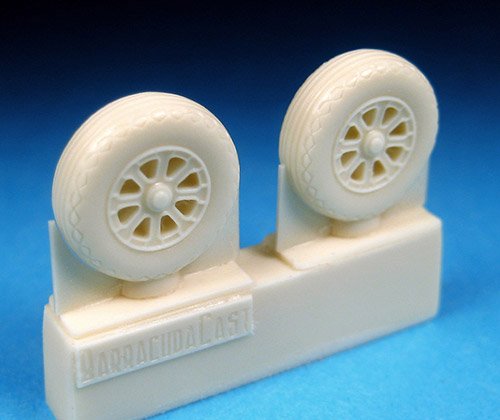 1/72 Corsair, Hellcat Wheels - Postwar Tread - Click Image to Close