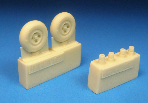 1/72 Spitfire Four Slot Main Wheels - Click Image to Close