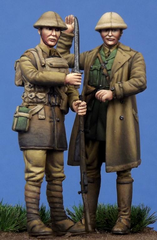 1/35 WWI British Officer & Soldier - Click Image to Close