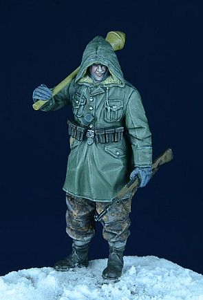 1/35 German SS Grenadier in Anorak, Eastern Front 1943-45 - Click Image to Close