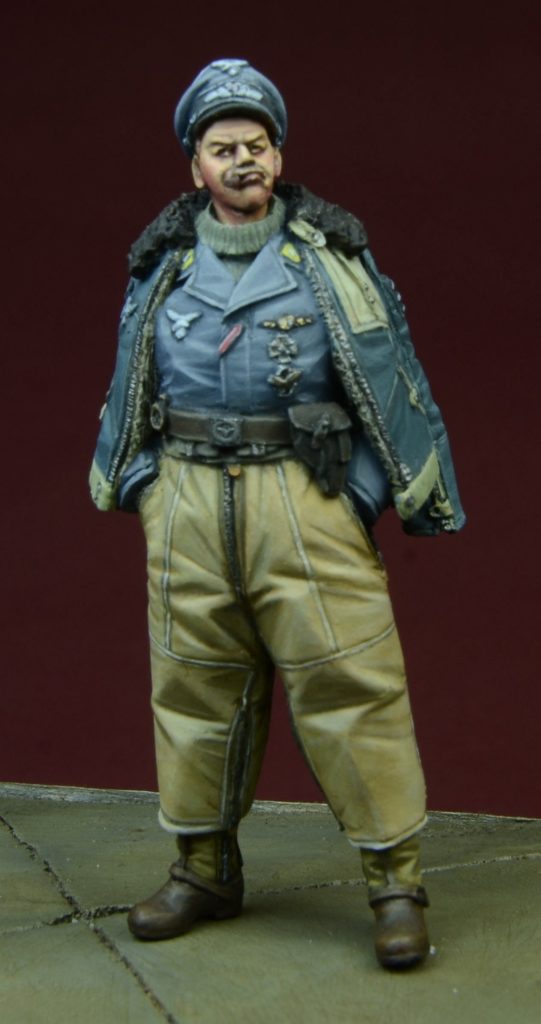 1/35 WWII Luftwaffe Pilot, Winter 1942-45 - Click Image to Close