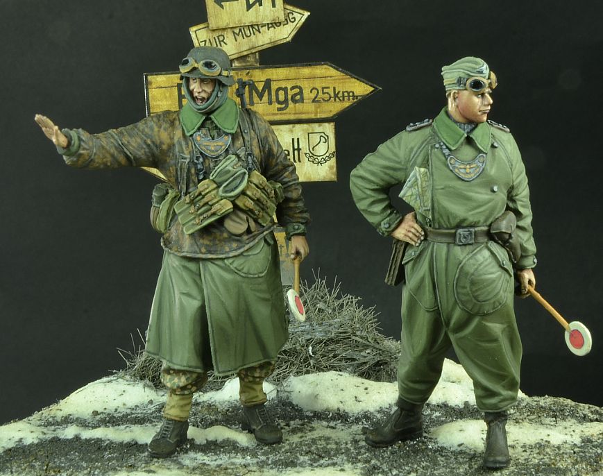 1/35 WWII German Feldgendarmerie Set, 1941-45 - Click Image to Close