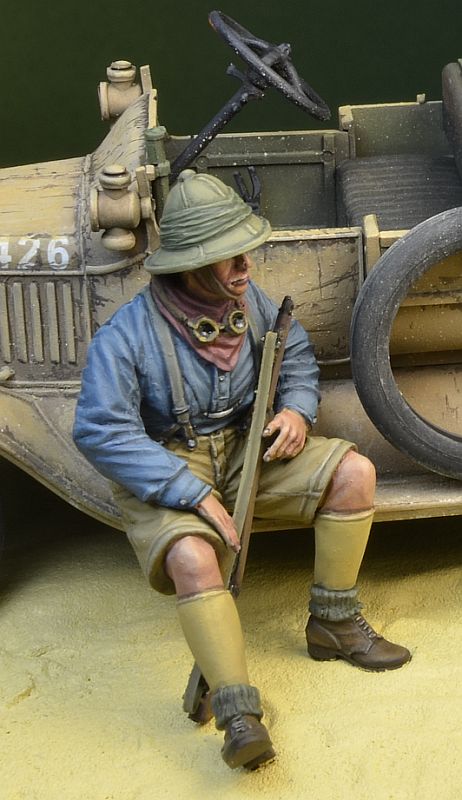 1/35 WWI ANZAC Soldier Sitting - Click Image to Close