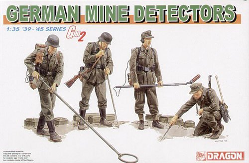 1/35 German Mine Detector Team - Click Image to Close