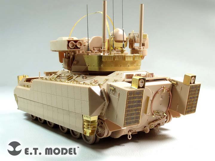 1/35 M2A3 Bradley IFV w/BUSK III, Detail Up Set for Meng Model - Click Image to Close