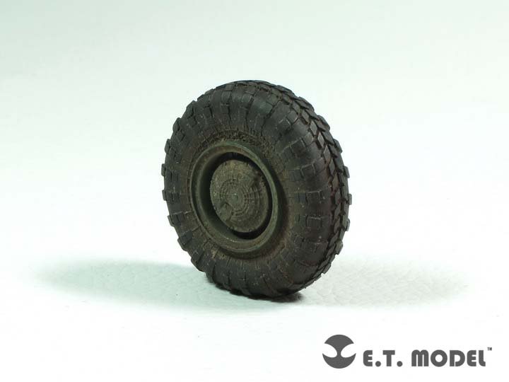 1/35 Russian BTR-80 APC Weighted Narrow Type Wheels (8 pcs) - Click Image to Close