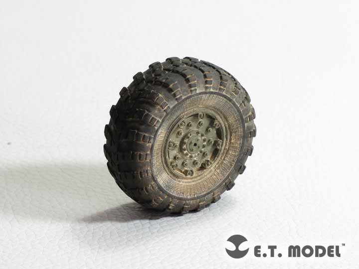 1/35 Soviet SS-23 Spider Weighted Wheels (8 pcs) - Click Image to Close