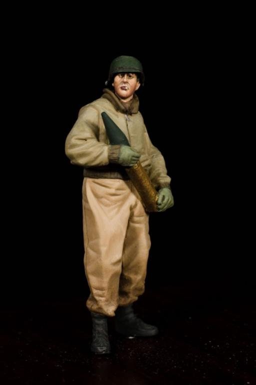 1/35 US Tank Crewman #1 - Click Image to Close