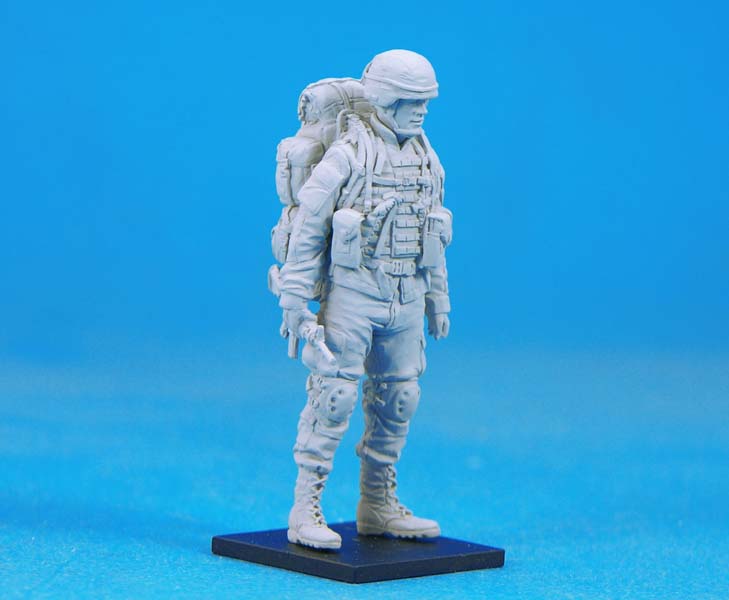 1/35 Modern US Dismounted Patrol Leader - Click Image to Close