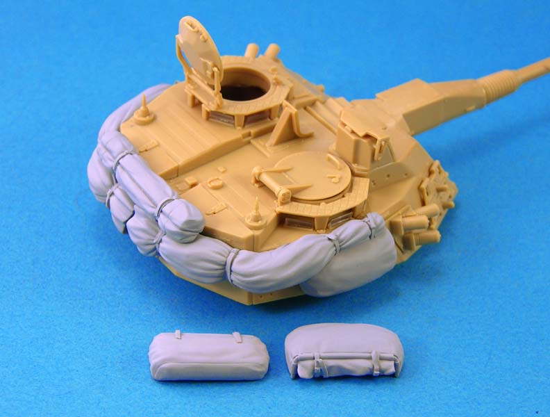 1/35 CV9040 IFV Stowage Set - Click Image to Close