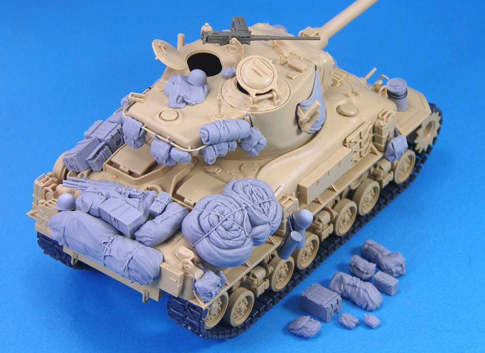 1/35 M51 Stowage Set - Click Image to Close