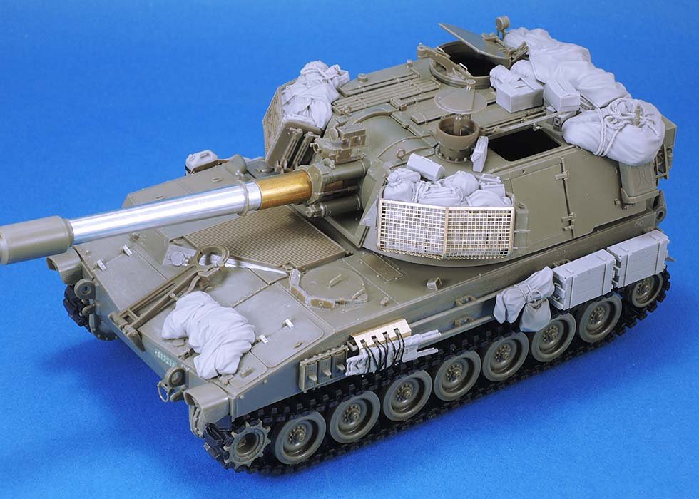 1/35 IDF M109 Stowage Set - Click Image to Close