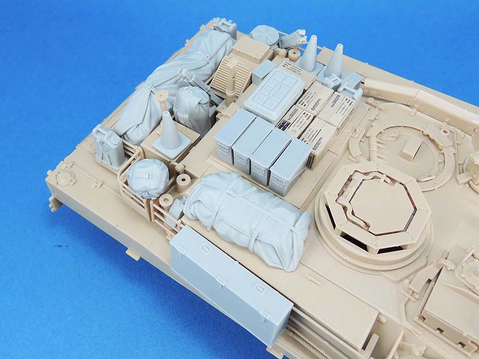 1/35 M1A2 Stowage Set #S1 - Click Image to Close