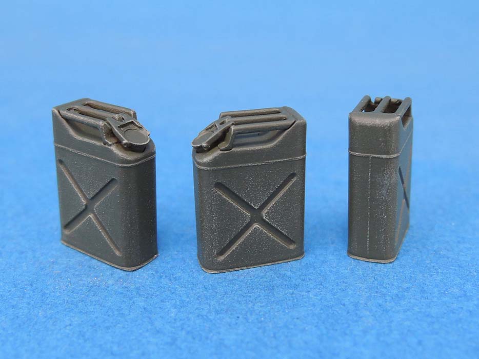 1/35 WWII US Water Can Set (15ea) - Click Image to Close