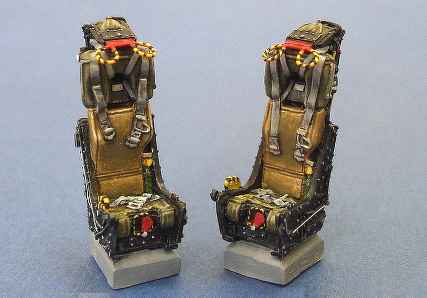 1/48 Martin Baker H7 Ejection Seats Set w/Belt - Click Image to Close