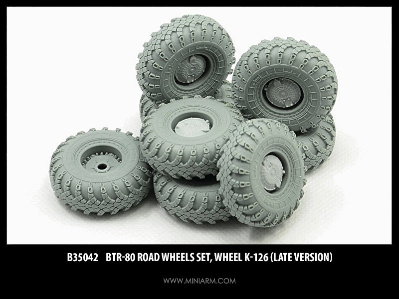 1/35 BTR-80 Road Wheels Set (8 pcs), Wheel K-126 (Late Version) - Click Image to Close