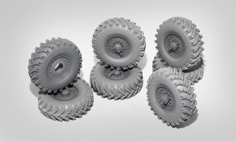 1/35 Ural-375 6x6 Truck OI-25 (Early Version) Wheels Set (7 pcs) - Click Image to Close