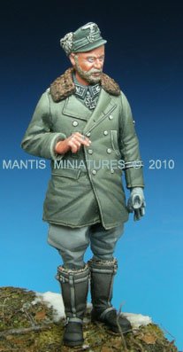 1/35 German SS General - Europe 1944-45 - Click Image to Close