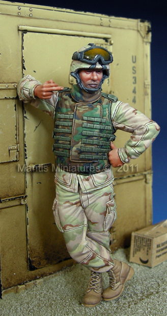 1/35 US AFV Gunner - Click Image to Close