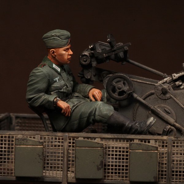 1/35 German Anti-Aircraft Gunner #1 - Click Image to Close