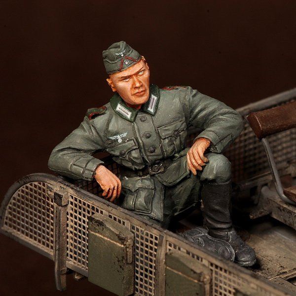 1/35 German Anti-Aircraft Gunner #2 - Click Image to Close