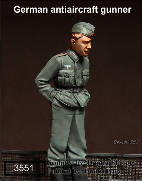 1/35 German Anti-Aircraft Gunner #2 - Click Image to Close