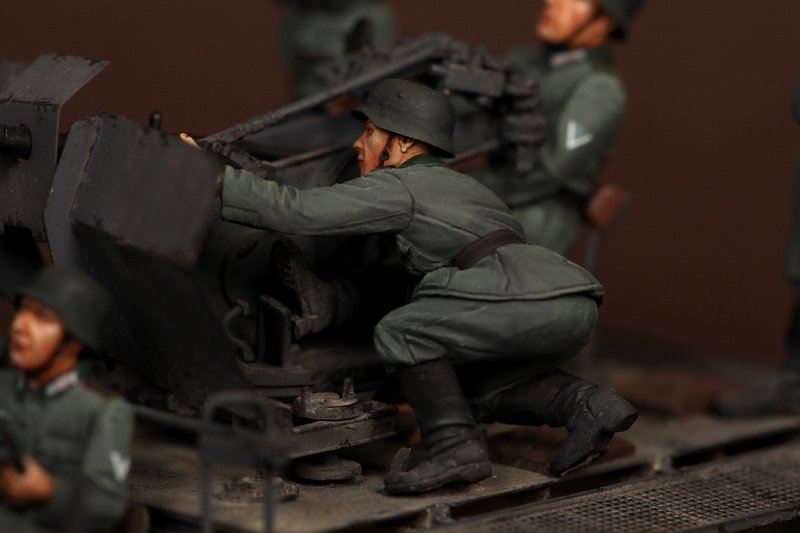 1/35 German Anti-Aircraft Gunner #1 - Click Image to Close