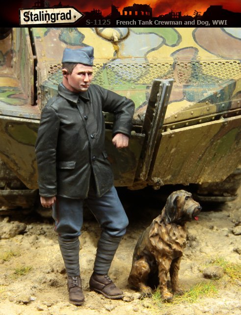 1/35 WWI French Tank Crewman and Dog - Click Image to Close