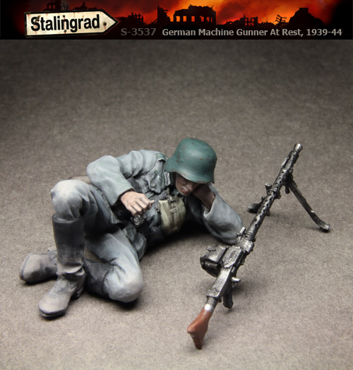 1/35 German Machine Gunner At Rest, 1939-44 - Click Image to Close