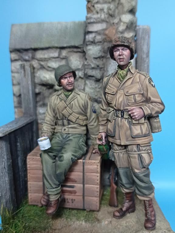 1/35 WWII US Paratrooper & Infantry Soldier, Normandy 1944 - Click Image to Close