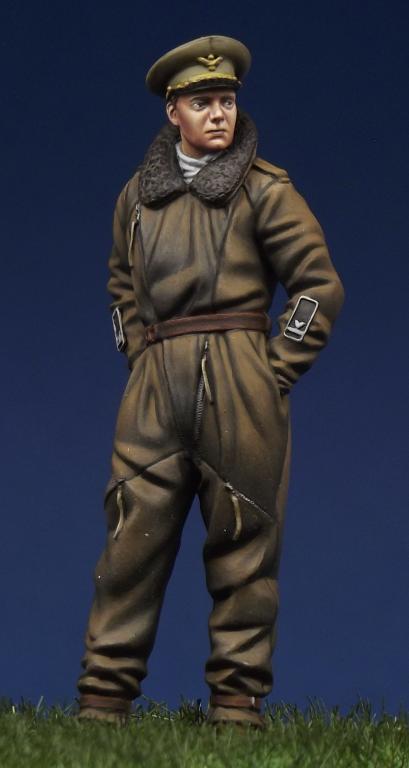 1/35 WWII Royal Hungarian Air Force Pilot #1 - Click Image to Close