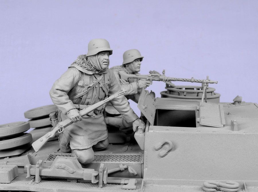 1/35 German SS Panzergrenadieren #1, Kharkow, Winter 1943 - Click Image to Close