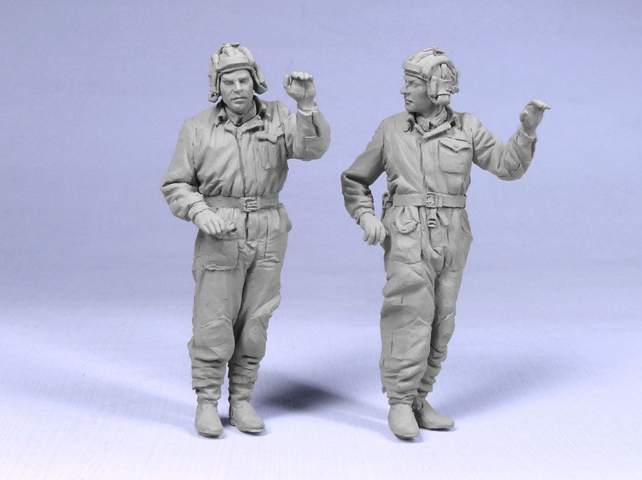 1/35 Soviet Tank Crew, Summer 1941-42 - Click Image to Close