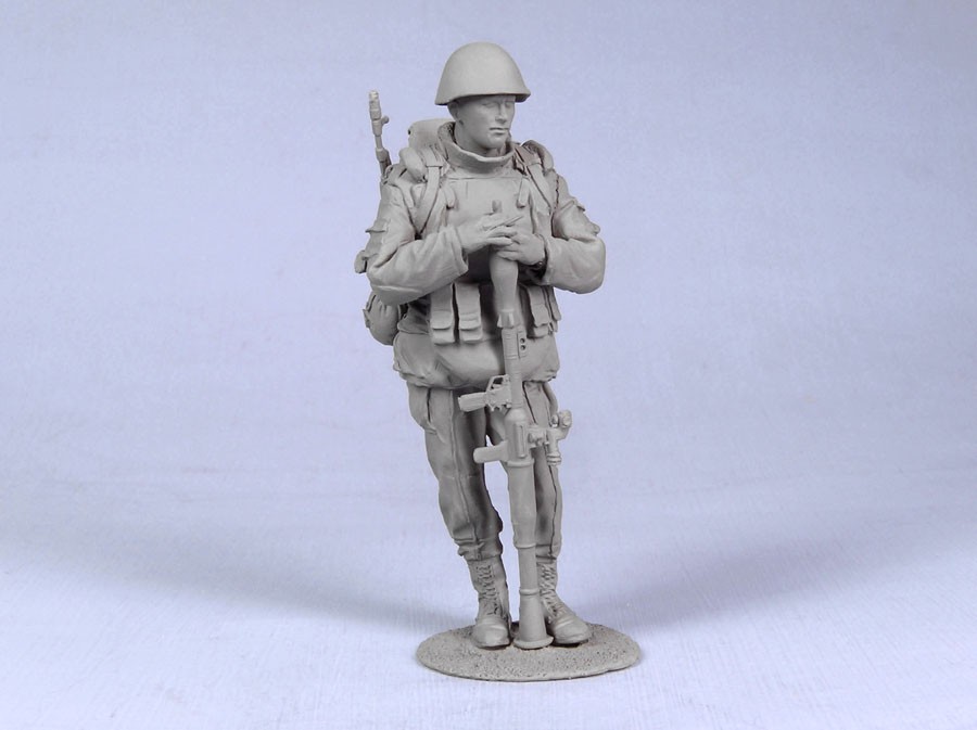 1/35 Modern Russian Soldiers w/RPG-7, Chechniya 1993-2004 - Click Image to Close